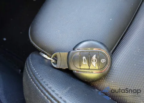 2018 Mini Clubman Cooper S из США, поврежденный, VIN WMWLU5C55J2F24756